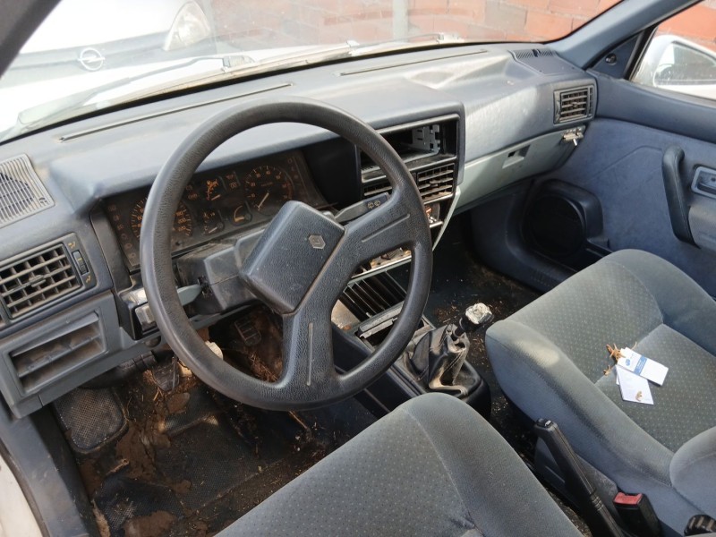 Recambio de carroceria para renault 19 i chamade (l53_) 1.4 referencia OEM IAM   