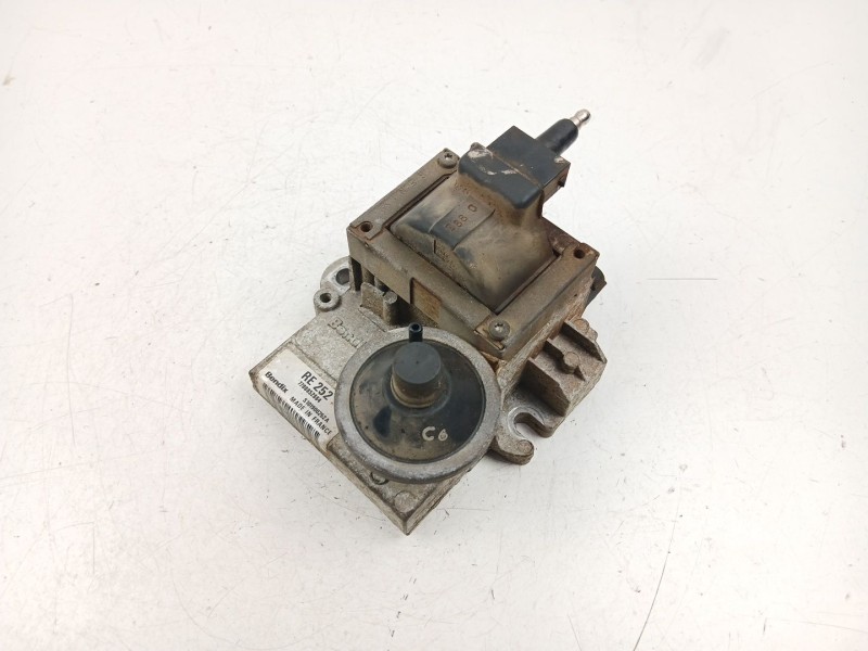 Recambio de bobina para renault 19 i chamade (l53_) 1.4 referencia OEM IAM 7700852664  S101900252A