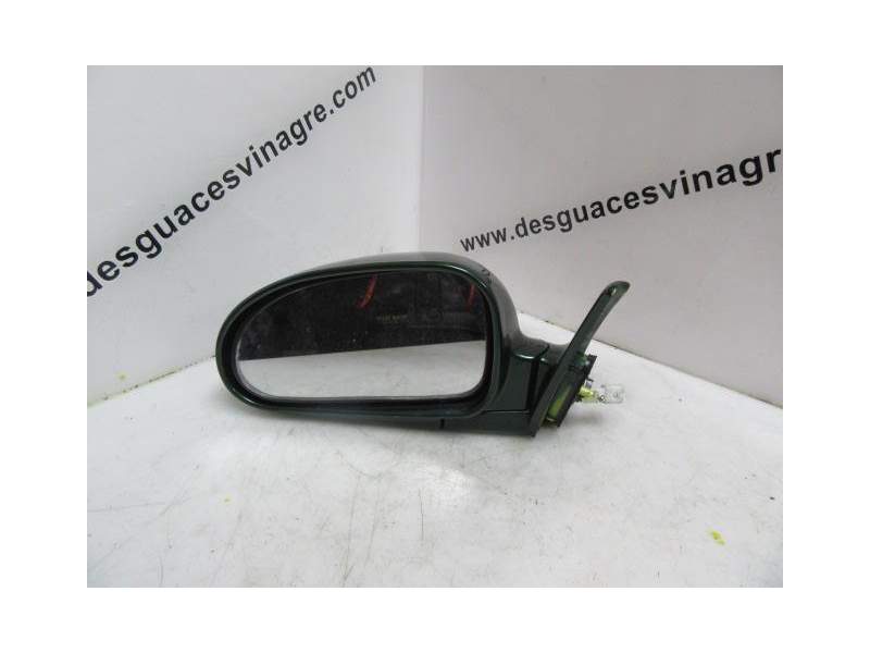 Recambio de retrovisor izquierdo para hyundai coupe 1.6 g -g4gr referencia OEM IAM 8760527300  