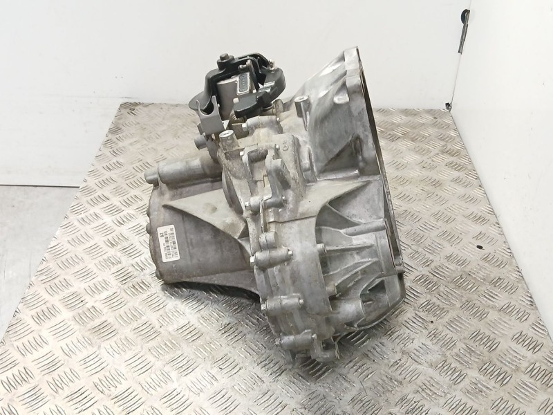 Recambio de caja cambios 6v gasolina para ford focus iii 1.0 ecoboost referencia OEM IAM CV6R7002PF  