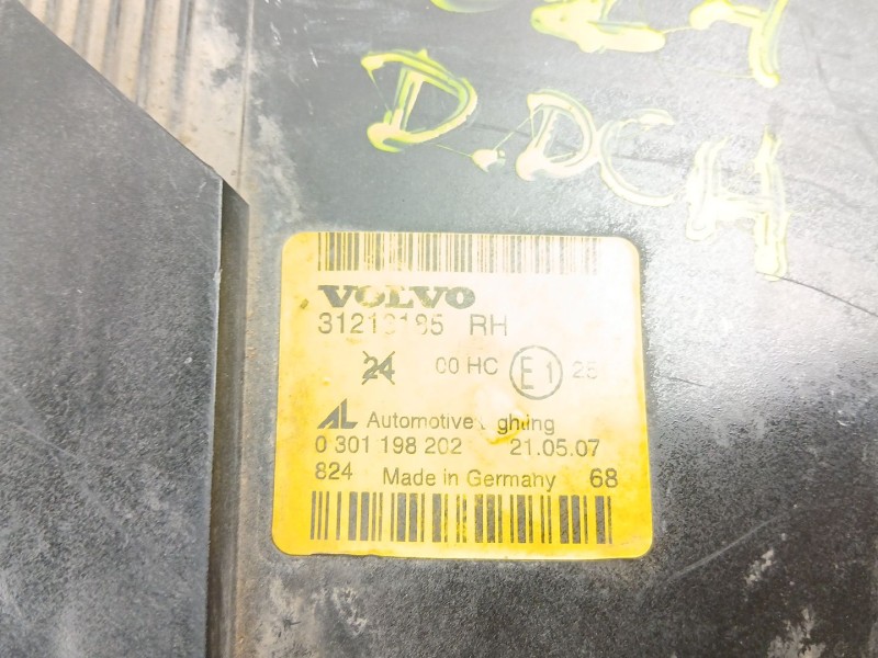 Recambio de faro derecho para volvo s40 ii (544) 1.6 d referencia OEM IAM 31213185 0301198202 