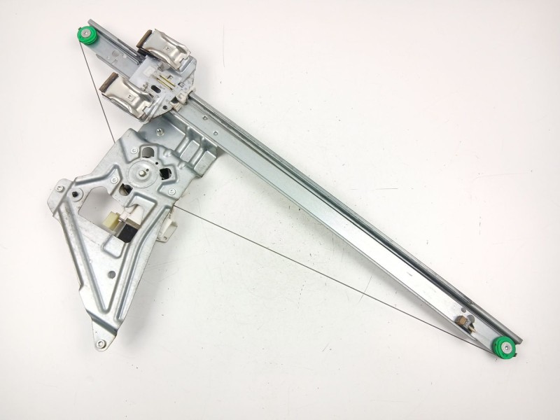 Recambio de elevalunas delantero izquierdo para volkswagen crafter 30-35 autobús (2e_) 2.5 tdi referencia OEM IAM A9067200046  