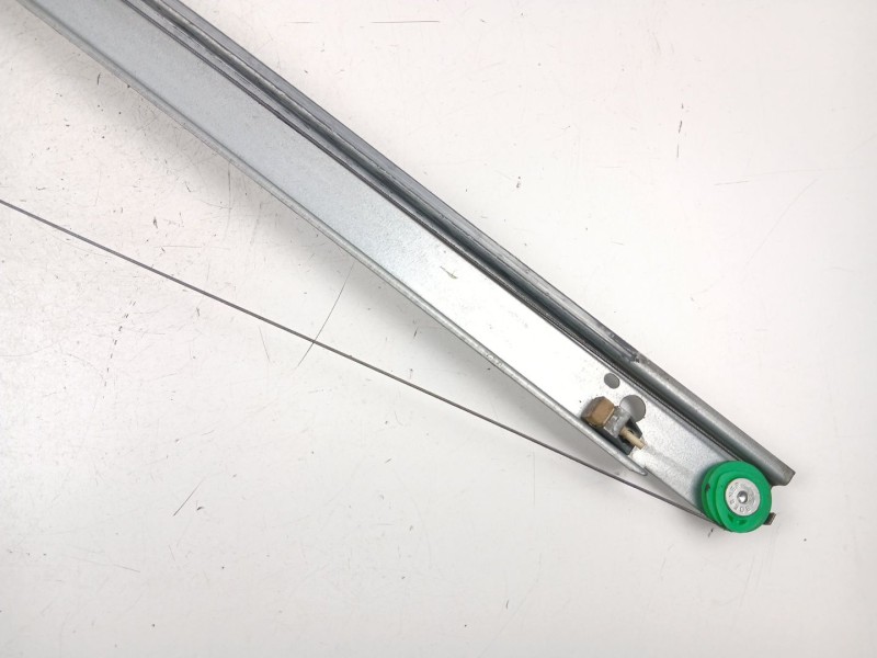 Recambio de elevalunas delantero izquierdo para volkswagen crafter 30-35 autobús (2e_) 2.5 tdi referencia OEM IAM A9067200046  