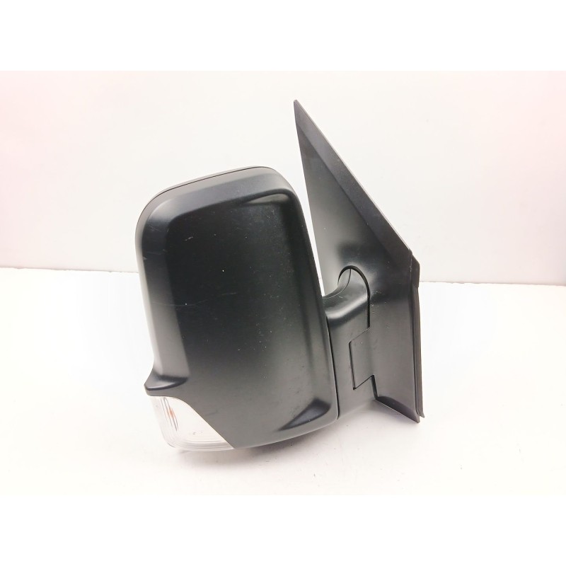 Recambio de retrovisor derecho para volkswagen crafter 30-35 autobús (2e_) 2.5 tdi referencia OEM IAM A9068106116  