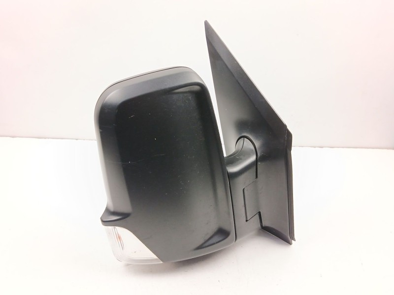 Recambio de retrovisor derecho para volkswagen crafter 30-35 autobús (2e_) 2.5 tdi referencia OEM IAM A9068106116  