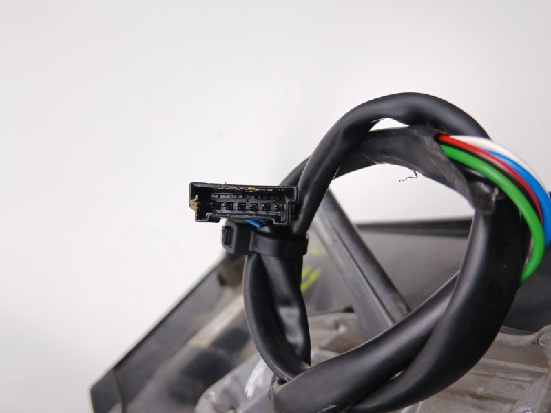 Recambio de retrovisor derecho para volkswagen crafter 30-35 autobús (2e_) 2.5 tdi referencia OEM IAM A9068106116  