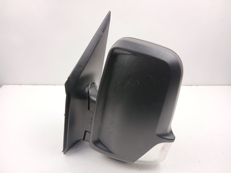 Recambio de retrovisor izquierdo para volkswagen crafter 30-35 autobús (2e_) 2.5 tdi referencia OEM IAM A9068106016  