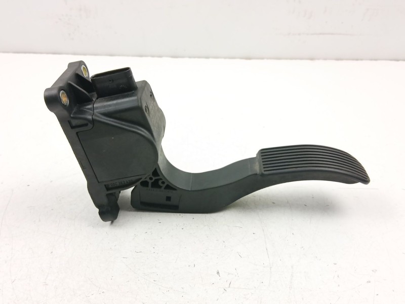 Recambio de potenciometro aceleracion para volkswagen crafter 30-35 autobús (2e_) 2.5 tdi referencia OEM IAM A9063000404  028075
