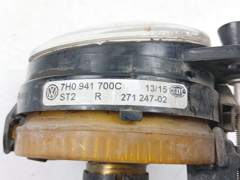 Recambio de antiniebla derecho para volkswagen crafter 30-35 autobús (2e_) 2.5 tdi referencia OEM IAM 7H0941700C  
