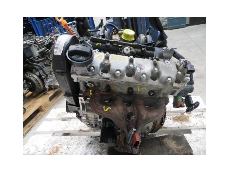 Recambio de motor gasolina : seat cordoba : 1.4 g -akk (59,84cv) 4p [2001] para seat cordoba 1.4 g -akk referencia OEM IAM AKK  