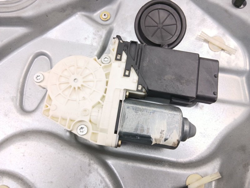 Recambio de elevalunas delantero izquierdo para seat toledo ii (1m2) 1.9 tdi referencia OEM IAM 1M0837755  