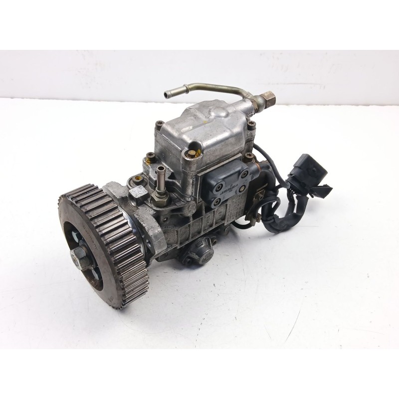 Recambio de bomba inyectora diesel para seat toledo ii (1m2) 1.9 tdi referencia OEM IAM 038130107D  0460404977