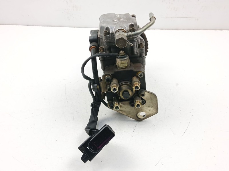 Recambio de bomba inyectora diesel para seat toledo ii (1m2) 1.9 tdi referencia OEM IAM 038130107D  0460404977