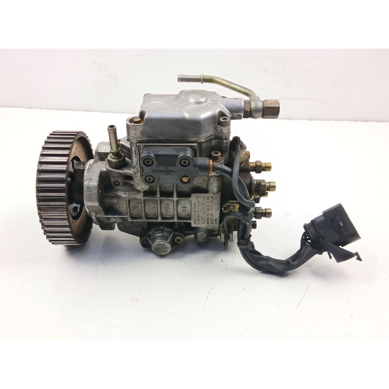 Recambio de bomba inyectora diesel para seat toledo ii (1m2) 1.9 tdi referencia OEM IAM 038130107D  0460404977