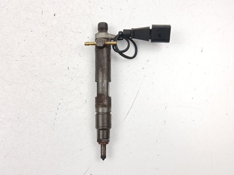 Recambio de inyectores juego para seat toledo ii (1m2) 1.9 tdi referencia OEM IAM 038130202A  038130202E