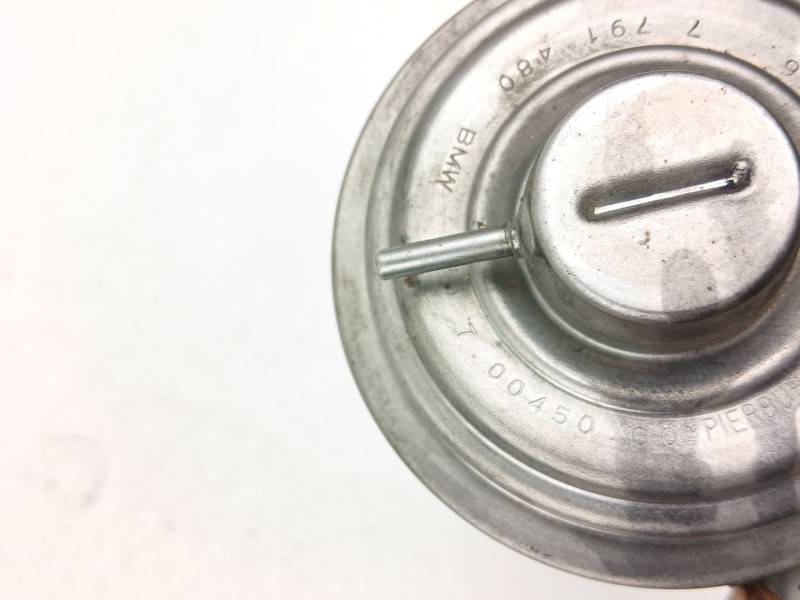 Recambio de valvula egr para bmw x3 (e83) 2.0 d referencia OEM IAM 7791480  70045000