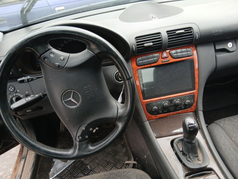 Recambio de carroceria para mercedes-benz clase c (w203) c 180 kompressor (203.046) referencia OEM IAM   