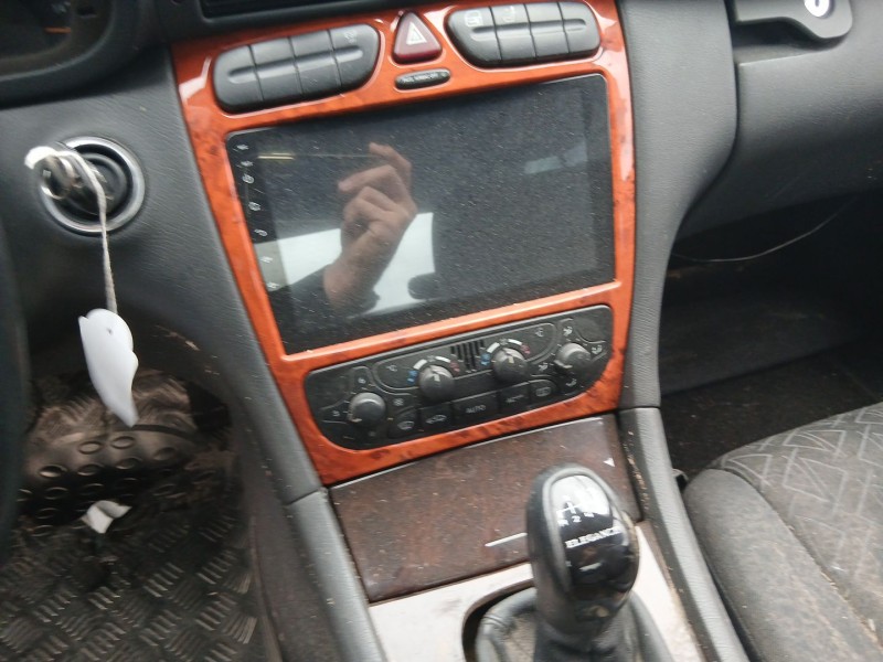 Recambio de carroceria para mercedes-benz clase c (w203) c 180 kompressor (203.046) referencia OEM IAM   