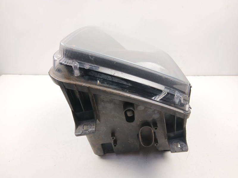 Recambio de faro izquierdo para volkswagen crafter 30-35 autobús (2e_) 2.5 tdi referencia OEM IAM 2E1941015  1ER24701701