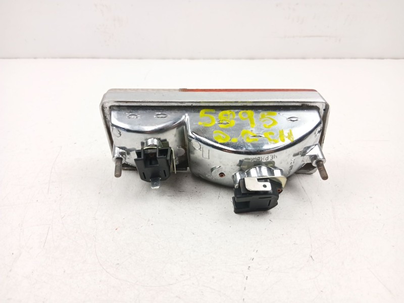 Recambio de piloto delantero derecho para lada niva 1.6 g referencia OEM IAM 21033712070  