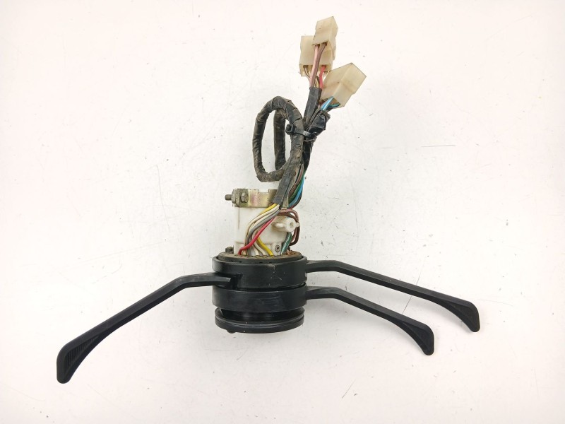 Recambio de mando luces y limpias para lada niva 1.6 g referencia OEM IAM 21050370931000  