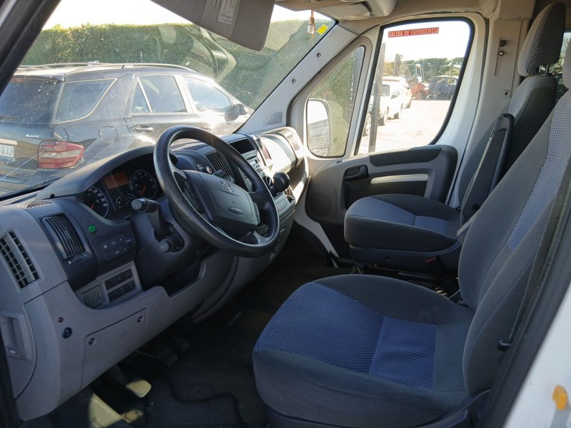 peugeot boxer autobús del año 2011