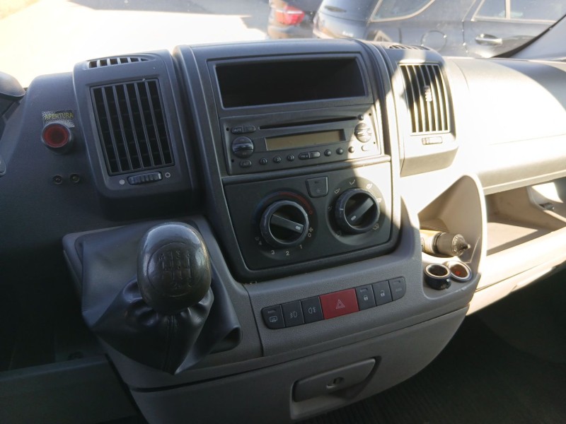 peugeot boxer autobús del año 2011