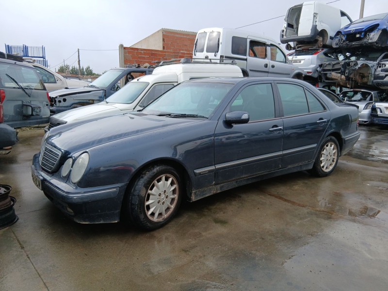 mercedes-benz clase e (w210) del año 1999
