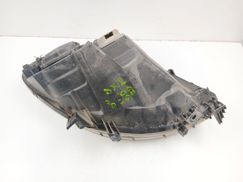 Recambio de faro izquierdo para peugeot boxer autobús 3.0 hdi 145 referencia OEM IAM 1340664080  