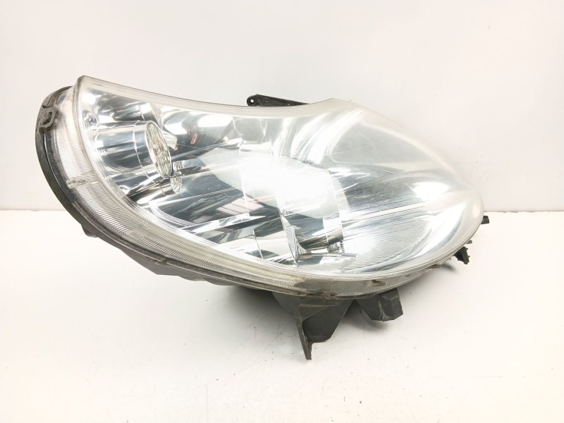 Recambio de faro derecho para peugeot boxer autobús 3.0 hdi 145 referencia OEM IAM 1366101080  