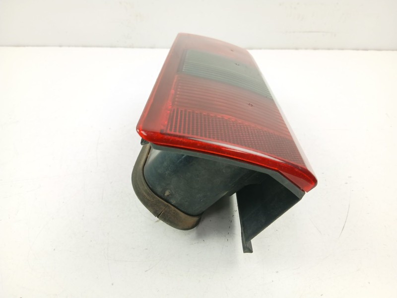 Recambio de piloto trasero izquierdo para opel combo furgoneta/monovolumen 1.7 dti 16v referencia OEM IAM 9199760  