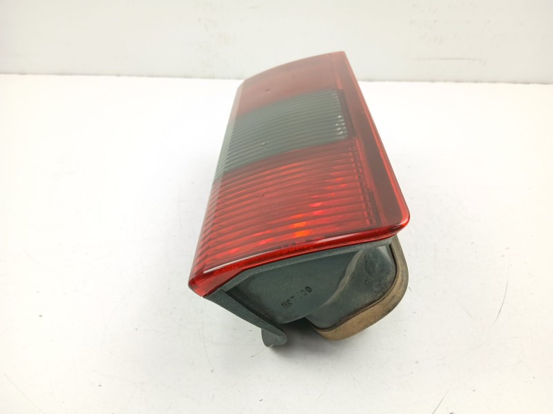 Recambio de piloto trasero izquierdo para opel combo furgoneta/monovolumen 1.7 dti 16v referencia OEM IAM 9199760  