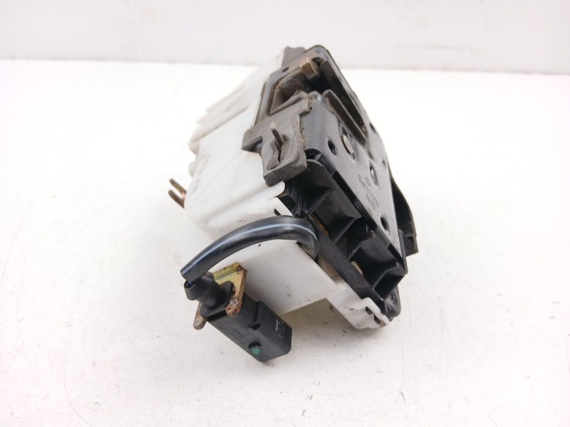 Recambio de cerradura puerta trasera derecha para seat ibiza ii (6k1) 1.4 16v referencia OEM IAM 6K4839016G  