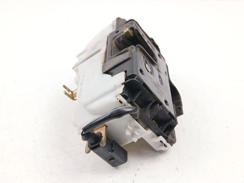 Recambio de cerradura puerta delantera derecha para seat ibiza ii (6k1) 1.4 16v referencia OEM IAM 6K4837016D  