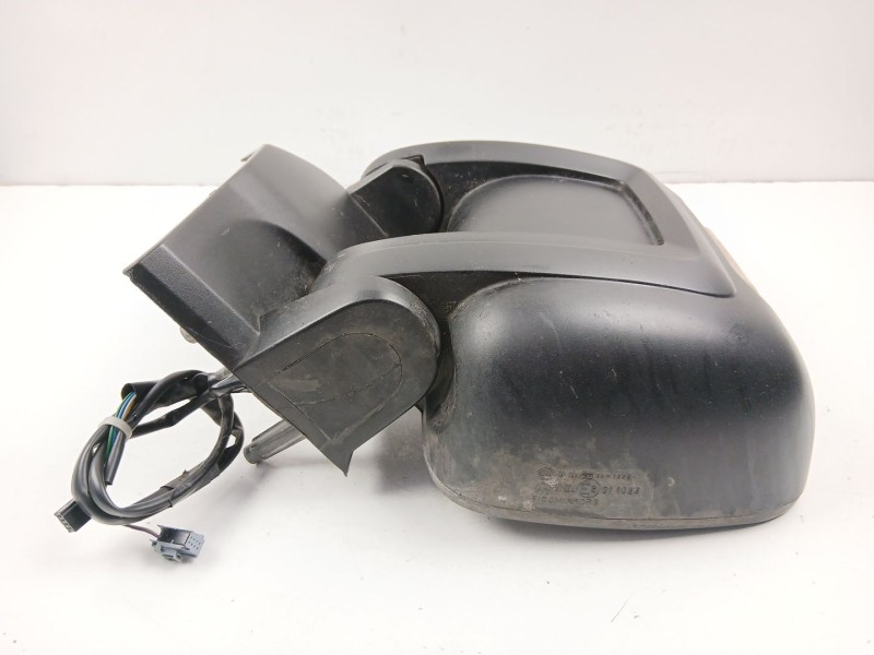 Recambio de retrovisor izquierdo para peugeot boxer autobús 3.0 hdi 145 referencia OEM IAM 815460  