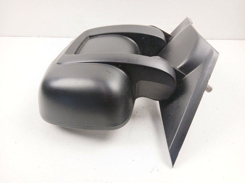 Recambio de retrovisor izquierdo para peugeot boxer autobús 3.0 hdi 145 referencia OEM IAM 815460  