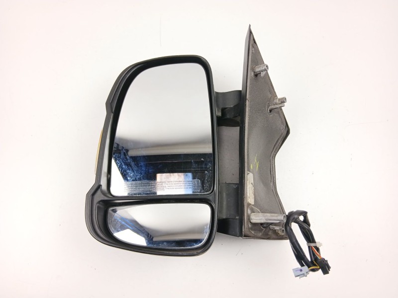 Recambio de retrovisor izquierdo para peugeot boxer autobús 3.0 hdi 145 referencia OEM IAM 815460  