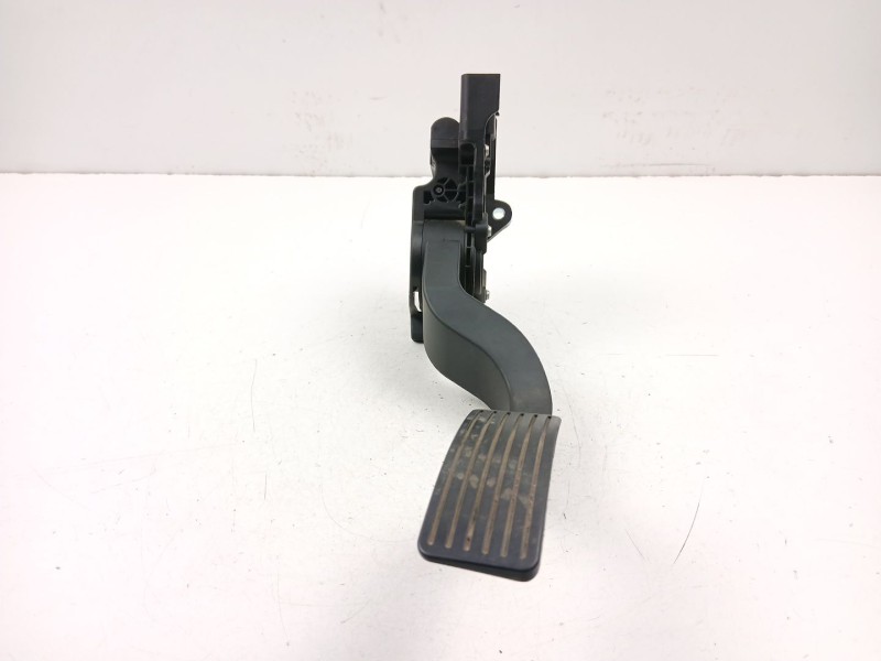 Recambio de potenciometro aceleracion para peugeot boxer autobús 3.0 hdi 145 referencia OEM IAM 1349820080  