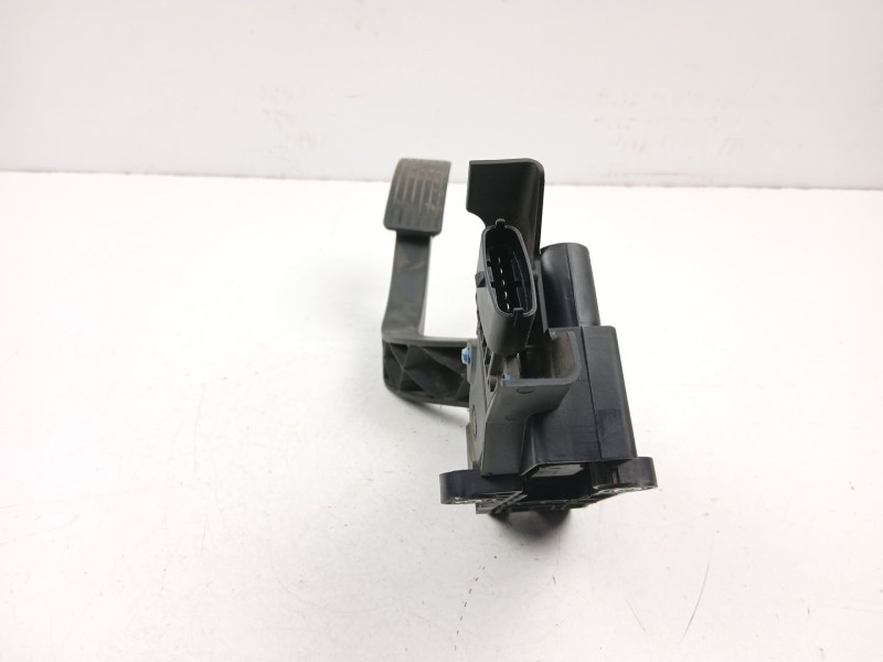 Recambio de potenciometro aceleracion para peugeot boxer autobús 3.0 hdi 145 referencia OEM IAM 1349820080  