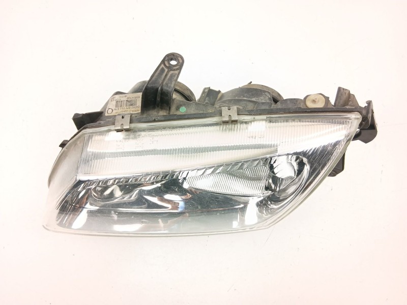 Recambio de faro izquierdo para nissan almera 1.8 g -qg18 referencia OEM IAM 26060BN025  89004508