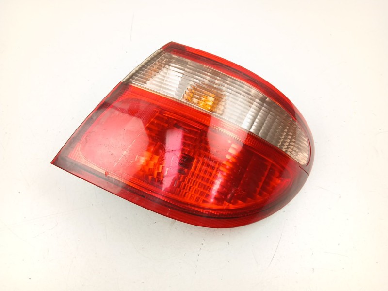 Recambio de piloto trasero derecho para nissan almera 2.2 d referencia OEM IAM 265505M528  