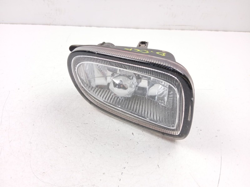 Recambio de antiniebla derecho para nissan almera 1.8 g-qg18 referencia OEM IAM 26150BM425  