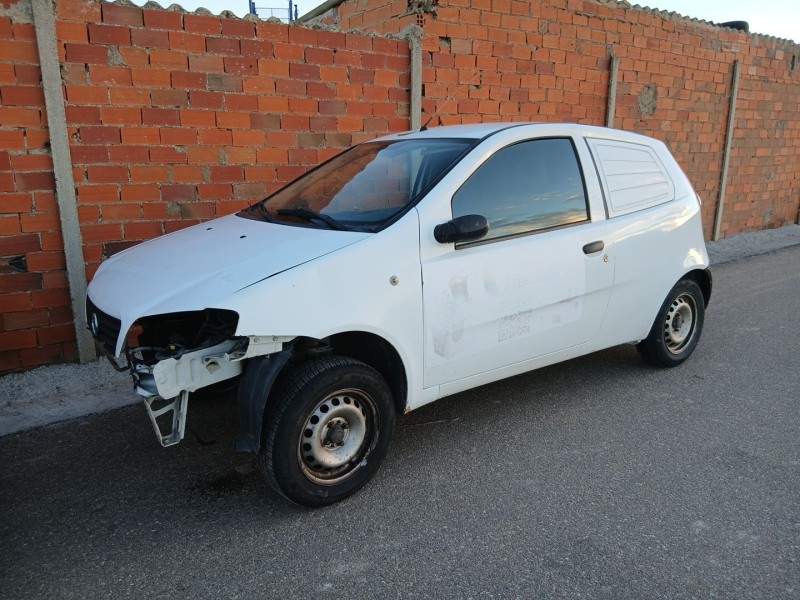 fiat punto (188_) del año 2007