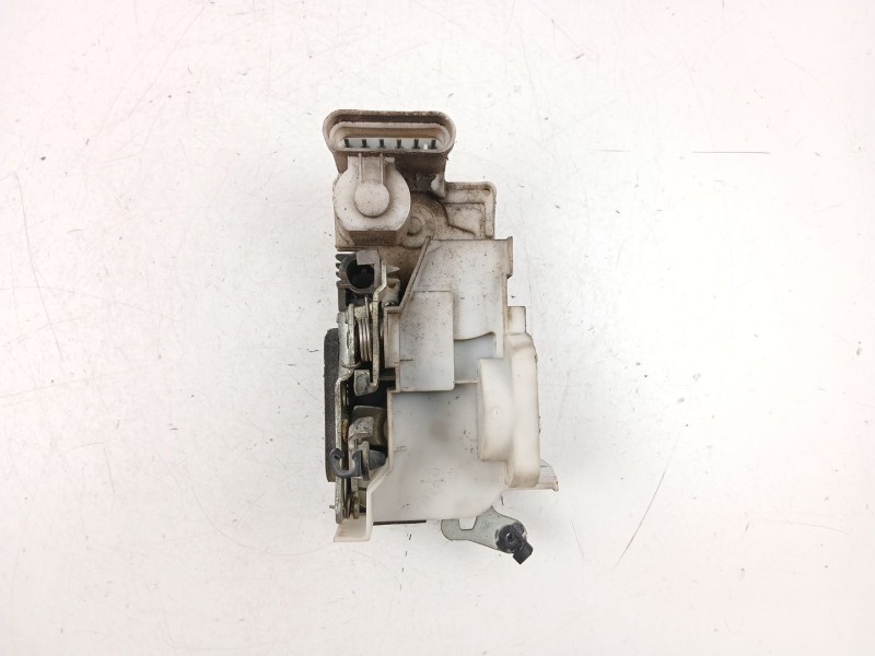 Recambio de cerradura puerta delantera derecha para fiat punto (188_) 1.3 jtd 16v referencia OEM IAM 46535997  