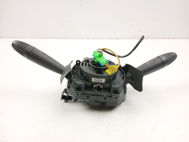 Recambio de mando luces y limpias para fiat punto (188_) 1.3 jtd 16v referencia OEM IAM 735381051  