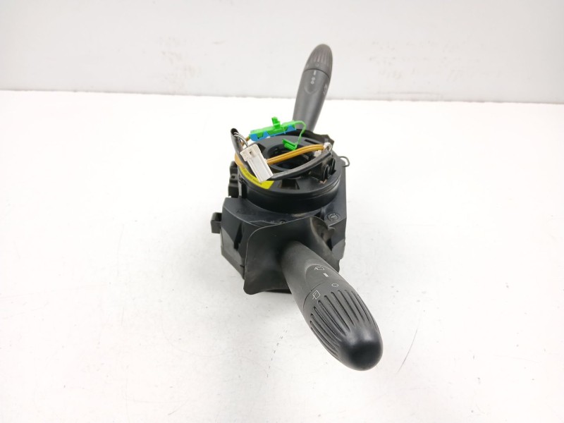 Recambio de mando luces y limpias para fiat punto (188_) 1.3 jtd 16v referencia OEM IAM 735381051  