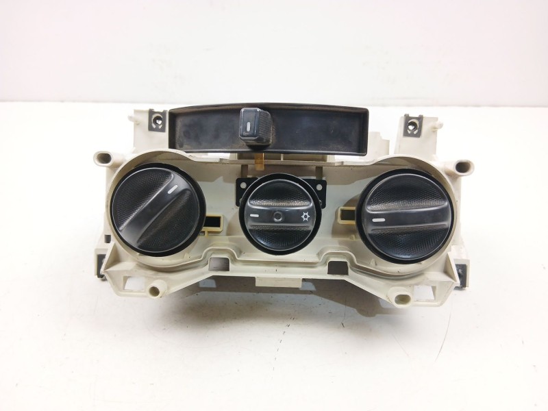Recambio de mandos calefaccion aire para fiat punto (188_) 1.3 jtd 16v referencia OEM IAM 71735483  