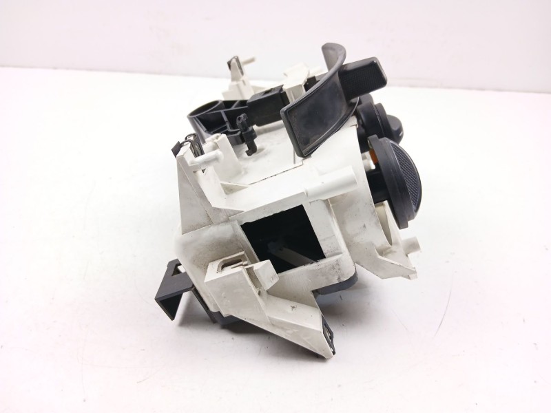 Recambio de mandos calefaccion aire para fiat punto (188_) 1.3 jtd 16v referencia OEM IAM 71735483  