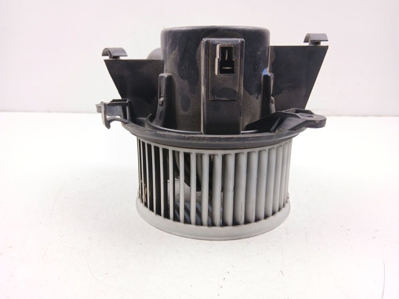 Recambio de motor calefaccion para fiat punto (188_) 1.3 jtd 16v referencia OEM IAM 46723714  