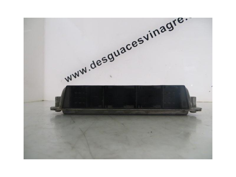 Recambio de centralita : bmw 320 : 2.0 td -20-4d-1 d (136cv) 4p [1999] para bmw  320 2.0 td -20-4d-1 d referencia OEM IAM 028101